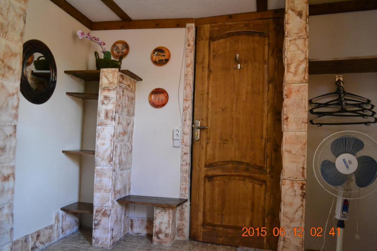 U Palycha Guest House Sochumi Exterior foto